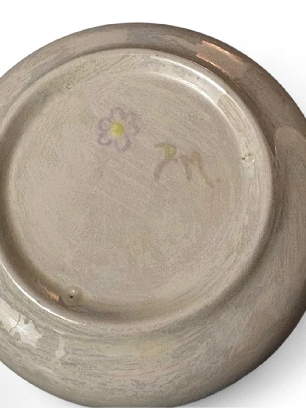 vintage iridescent lusterware ceramic trinket box featuring a floral lid